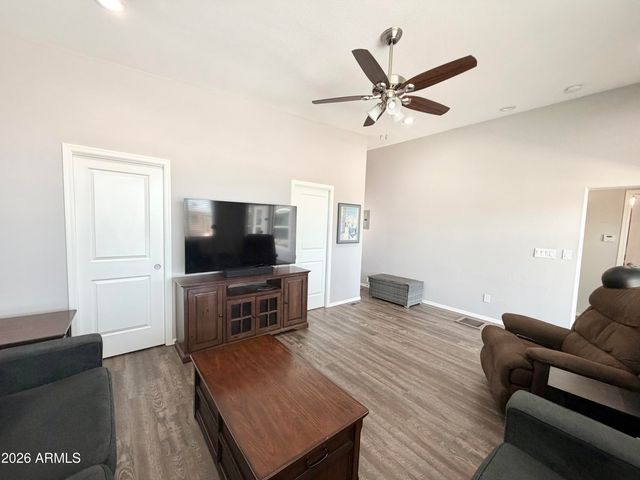 111 S GREENFIELD Road 753, Mesa, AZ 85206