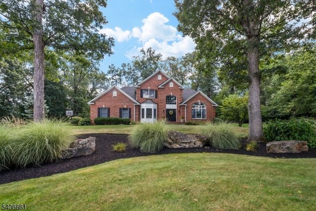 202 Bradford Lane, Greenwich Twp., NJ 08804