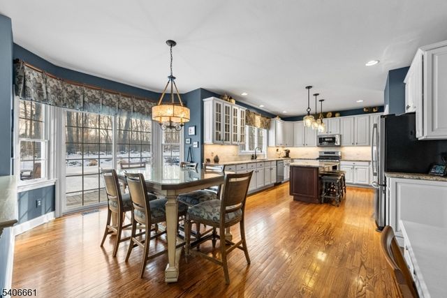 202 Bradford Lane, Greenwich Twp., NJ 08804