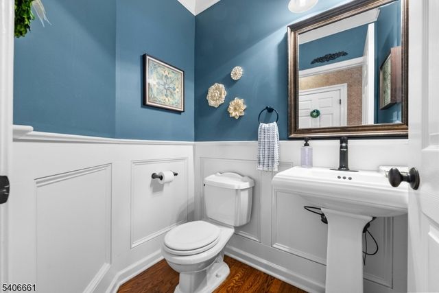 202 Bradford Lane, Greenwich Twp., NJ 08804