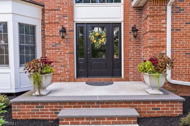 202 Bradford Lane, Greenwich Twp., NJ 08804