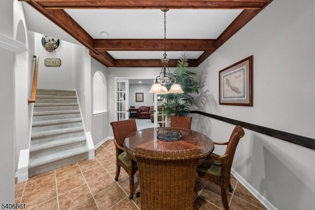 202 Bradford Lane, Greenwich Twp., NJ 08804