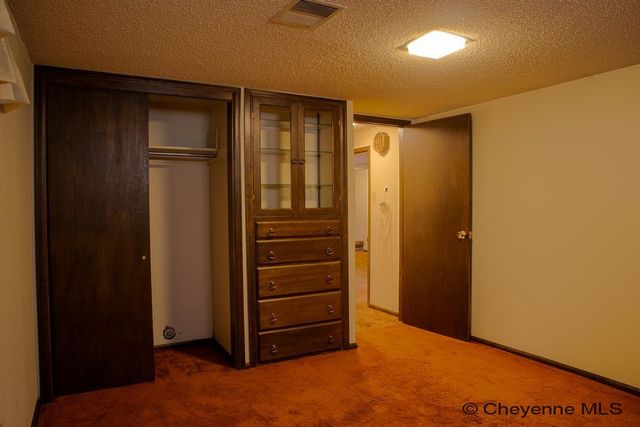 1206 HOY RD, Cheyenne, WY 82009