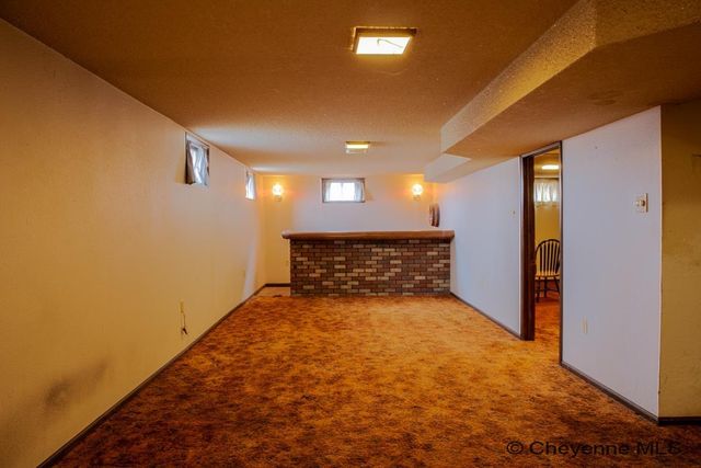 1206 HOY RD, Cheyenne, WY 82009