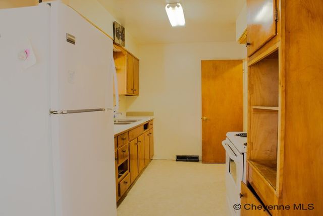 1206 HOY RD, Cheyenne, WY 82009