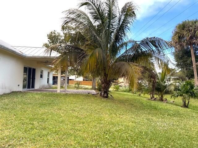8206 Penny Lane, Fort Pierce, FL 34951