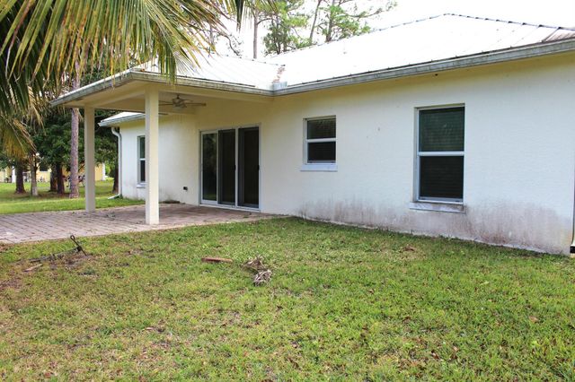 8206 Penny Lane, Fort Pierce, FL 34951