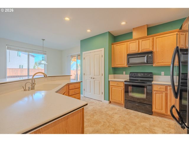 9908 Ne 102ND St, Vancouver, WA 98662