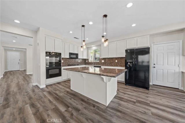 23352 Caliente Springs, Murrieta, CA 92562