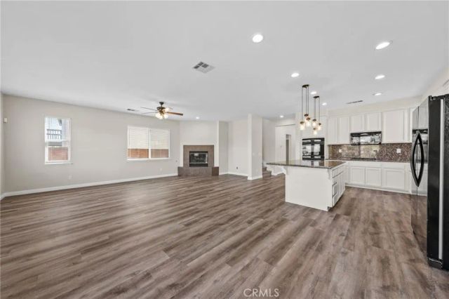 23352 Caliente Springs, Murrieta, CA 92562