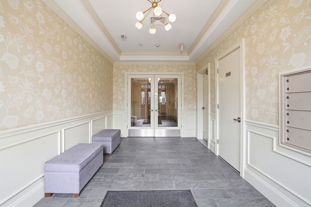 315 Highland Ave 101, Somerville, MA 02144