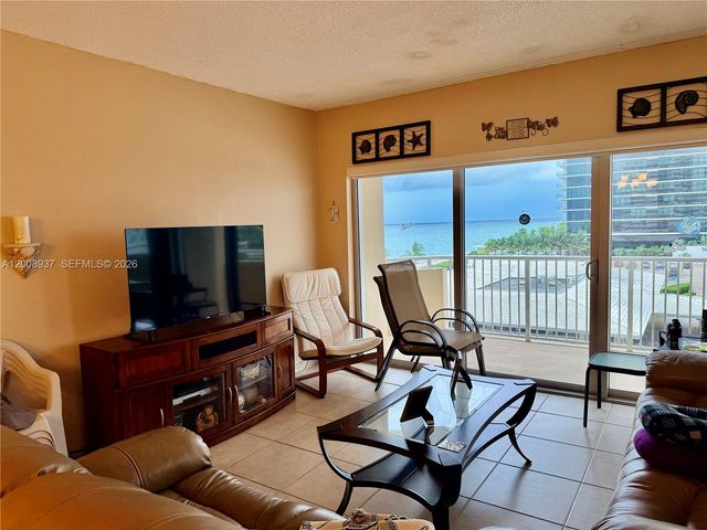 1950 S Ocean Dr 5L, Hallandale Beach, FL 33009