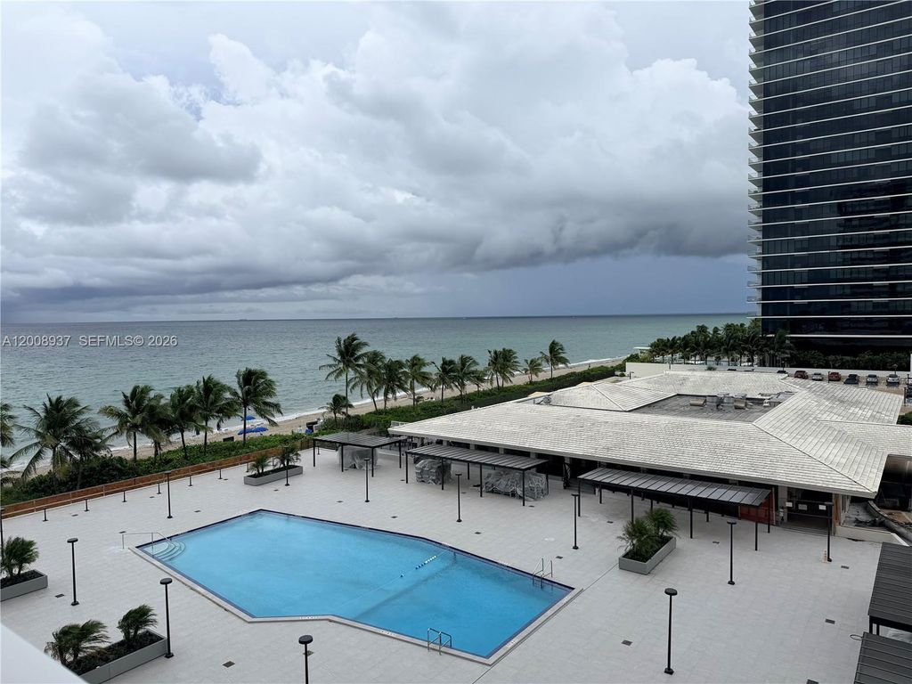 1950 S Ocean Dr 5L, Hallandale Beach, FL 33009