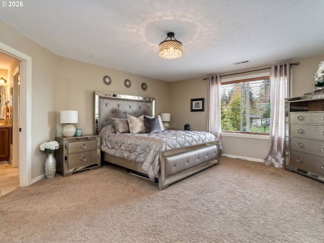 1554 S 14TH Cir, Ridgefield, WA 98642