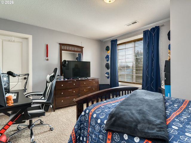 1554 S 14TH Cir, Ridgefield, WA 98642