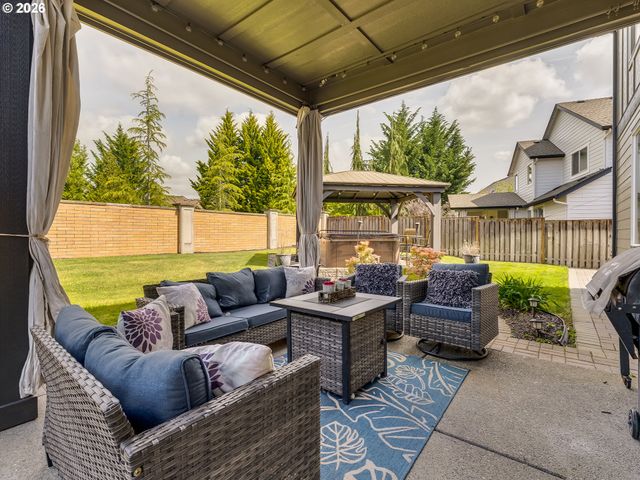 1554 S 14TH Cir, Ridgefield, WA 98642
