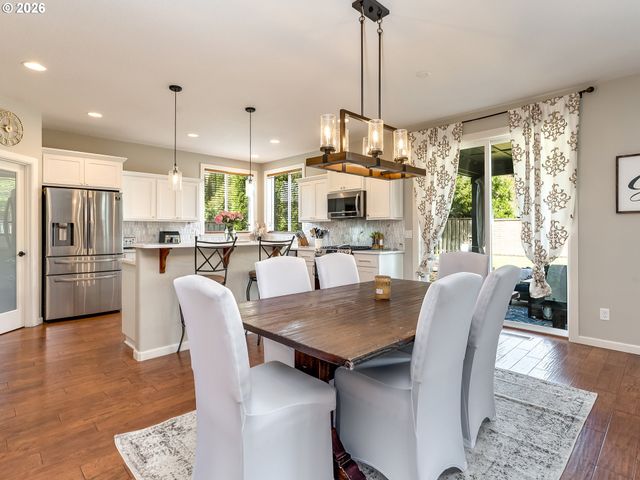 1554 S 14TH Cir, Ridgefield, WA 98642