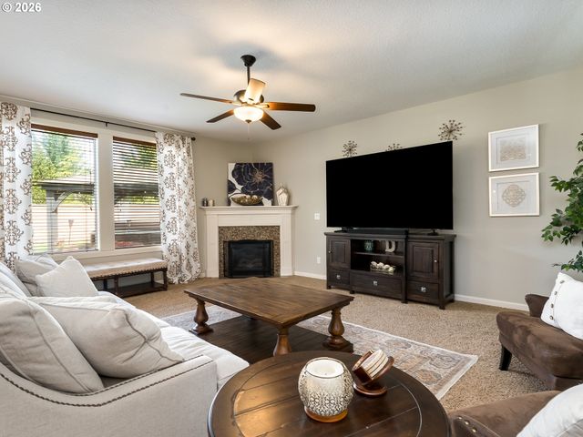 1554 S 14TH Cir, Ridgefield, WA 98642