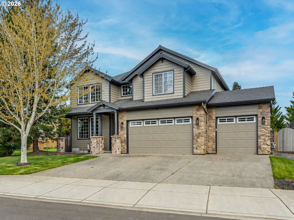 1554 S 14TH Cir, Ridgefield, WA 98642
