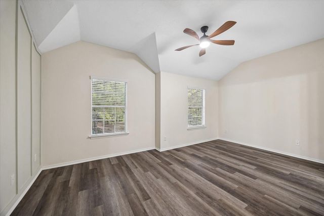 7 Wineberry Place, The Woodlands, TX 77382
