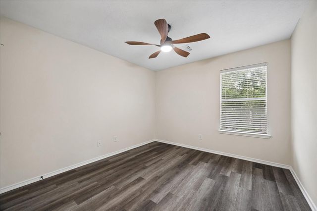 7 Wineberry Place, The Woodlands, TX 77382