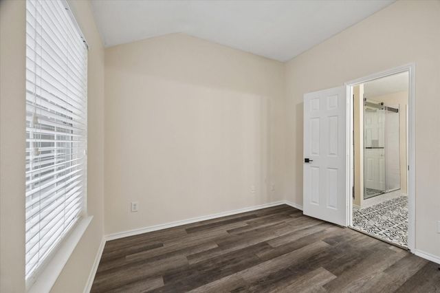 7 Wineberry Place, The Woodlands, TX 77382