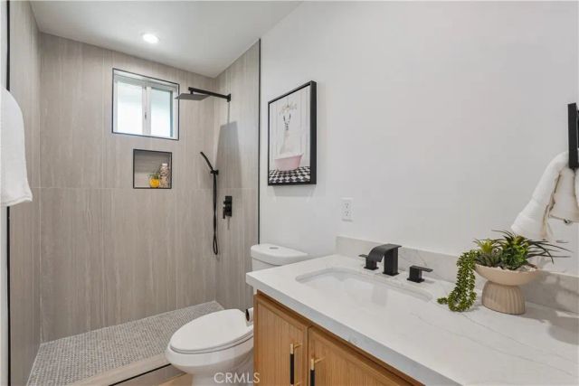 3560 Lavell, Los Angeles, CA 90065