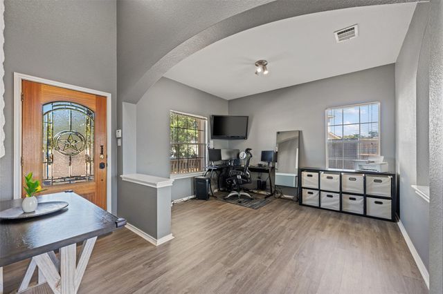 9401 Brandts Wood ST, Austin, TX 78744