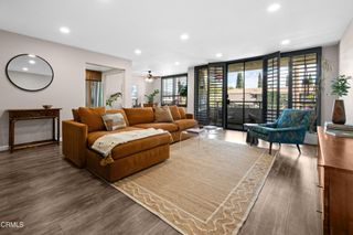 225 Hermosa Avenue 102, Long Beach, CA 90802