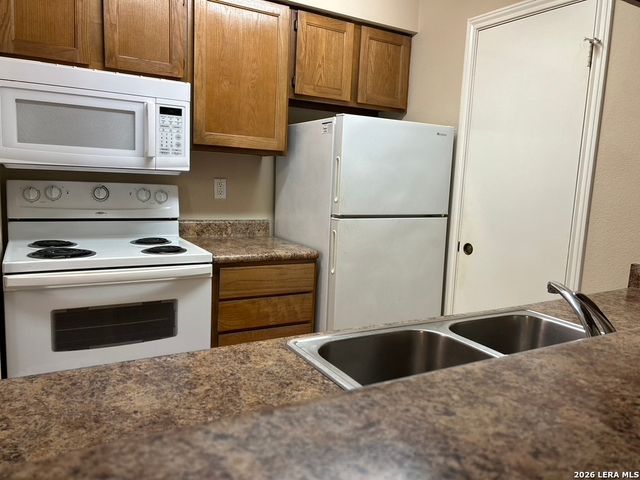 13018 Heimer Rd Apt 710, San Antonio, TX 78216