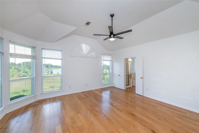 2318 Balleybrooke Drive, Lewisville, TX 75077