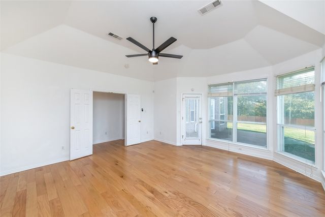 2318 Balleybrooke Drive, Lewisville, TX 75077
