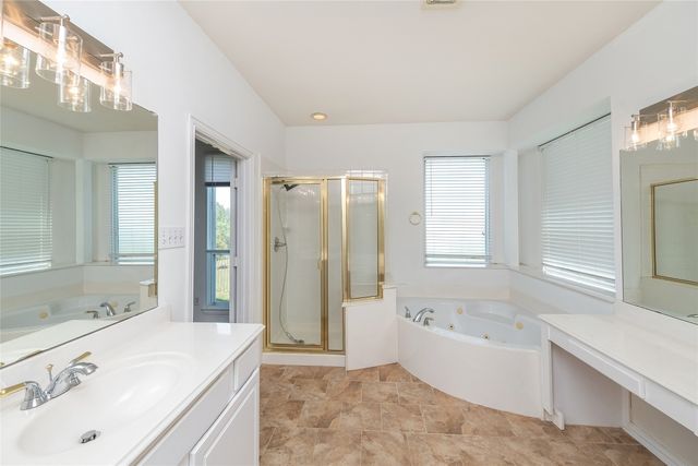 2318 Balleybrooke Drive, Lewisville, TX 75077
