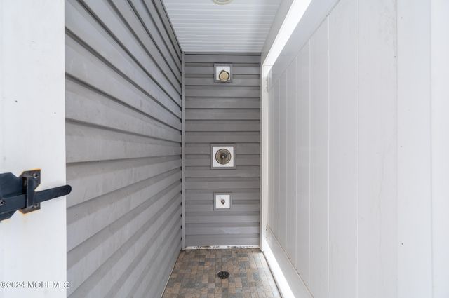 219 3rd Avenue, Ortley Beach, NJ 08751