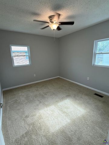 107 Self St, Warner Robins, GA 31088