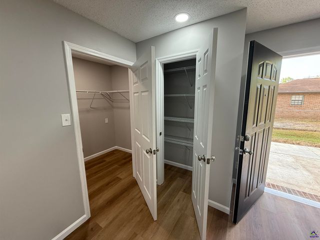 107 Self St, Warner Robins, GA 31088