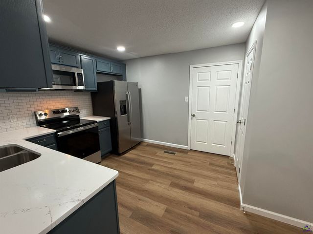107 Self St, Warner Robins, GA 31088