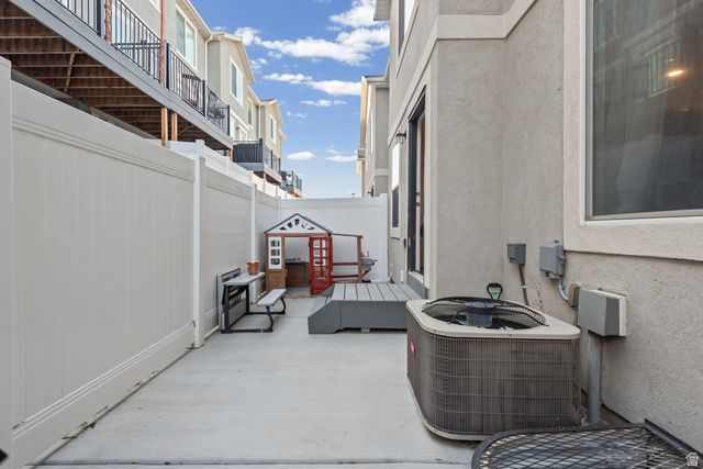 8609 W MEADOW BANK WAY, Magna, UT 84044