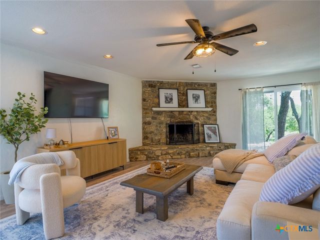 1103 Ute Road, Horseshoe Bay, TX 78657