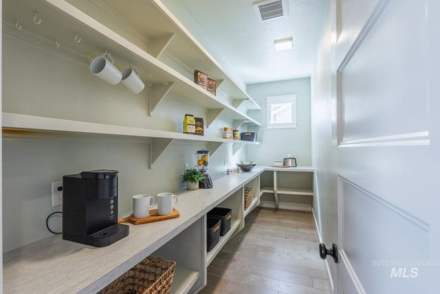 1768 N Annadale Way, Eagle, ID 83616