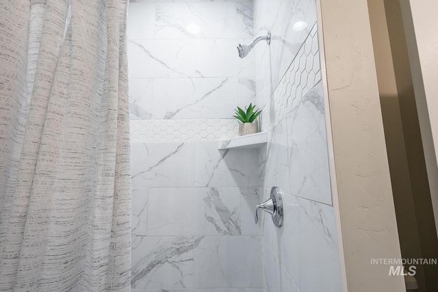 1768 N Annadale Way, Eagle, ID 83616