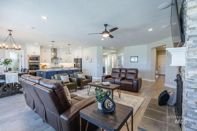 1768 N Annadale Way, Eagle, ID 83616