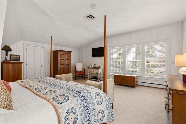 162 Far Reach Road, Westwood, MA 02090