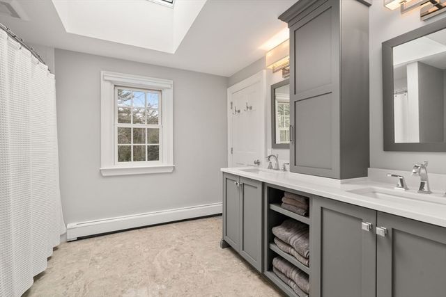 162 Far Reach Road, Westwood, MA 02090