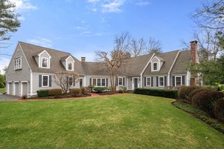 162 Far Reach Road, Westwood, MA 02090
