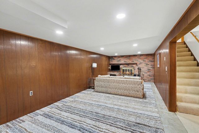 3340 143rd Street W, Rosemount, MN 55068