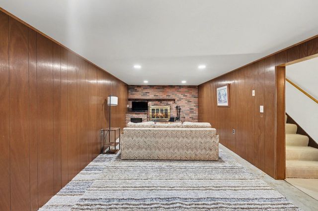 3340 143rd Street W, Rosemount, MN 55068