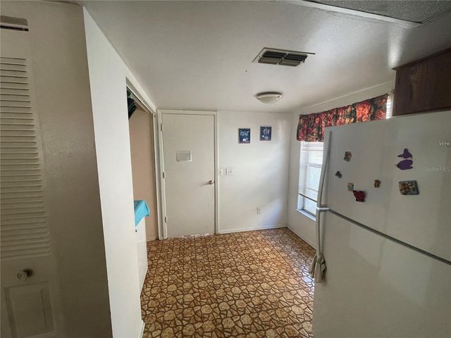11001 SUNSWEPT PLACE, Tampa, FL 33624
