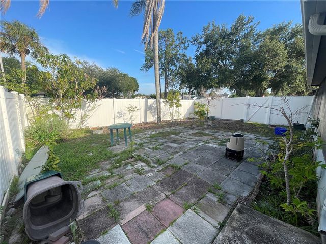 11001 SUNSWEPT PLACE, Tampa, FL 33624