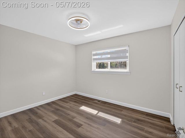 14650 Edshire Drive, Sterling Heights, MI 48312